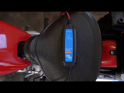 VICTRON Batterieladegerät Blue Smart IP65 24V 8A